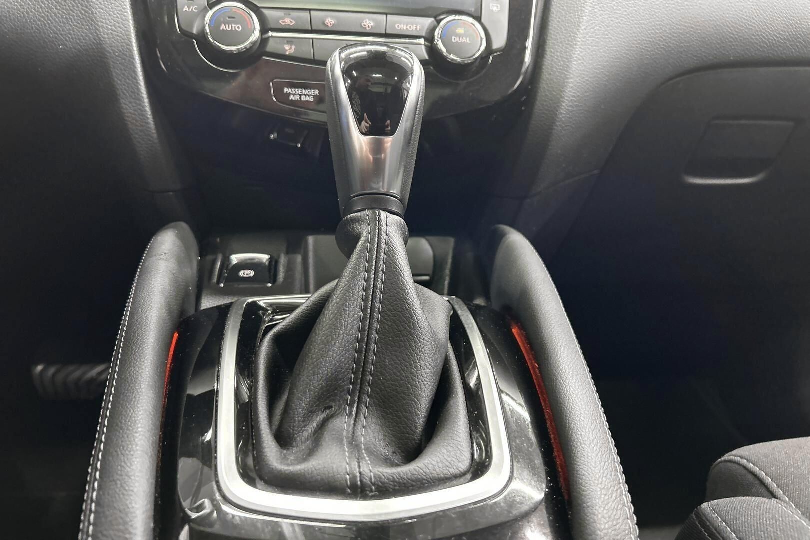 Nissan Qashqai iso kuva 27