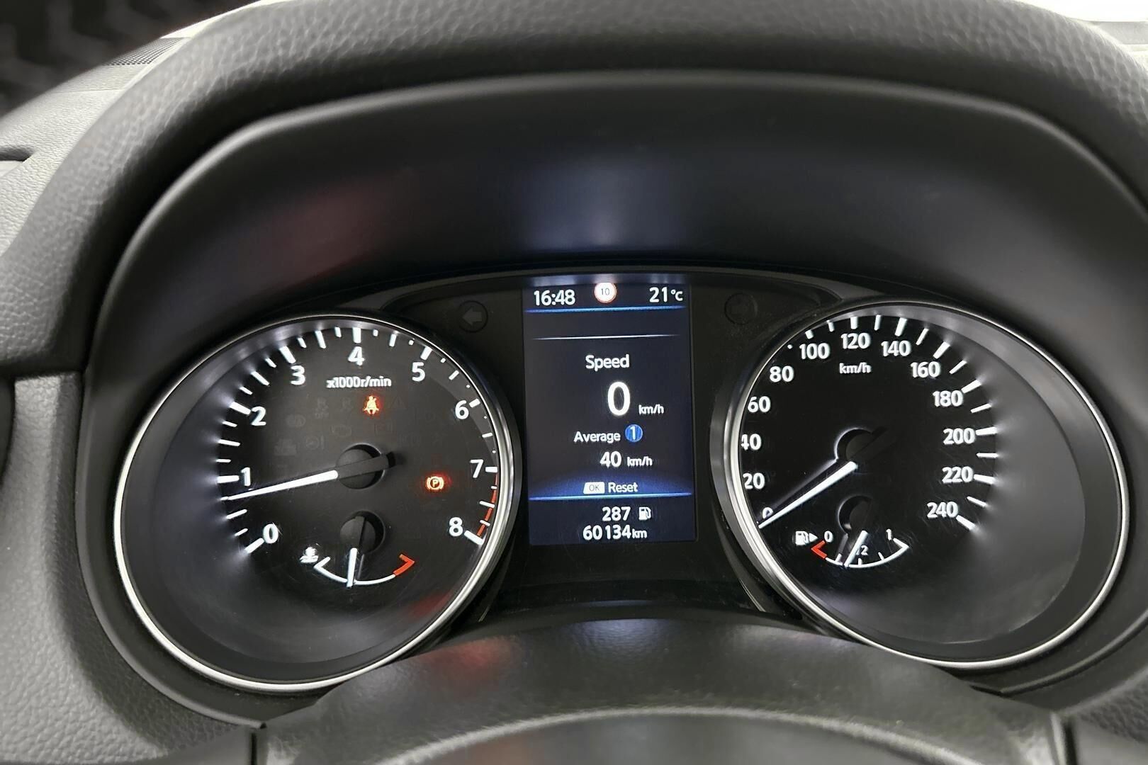 Nissan Qashqai iso kuva 14