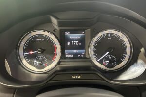 Skoda Octavia esikatselu 24