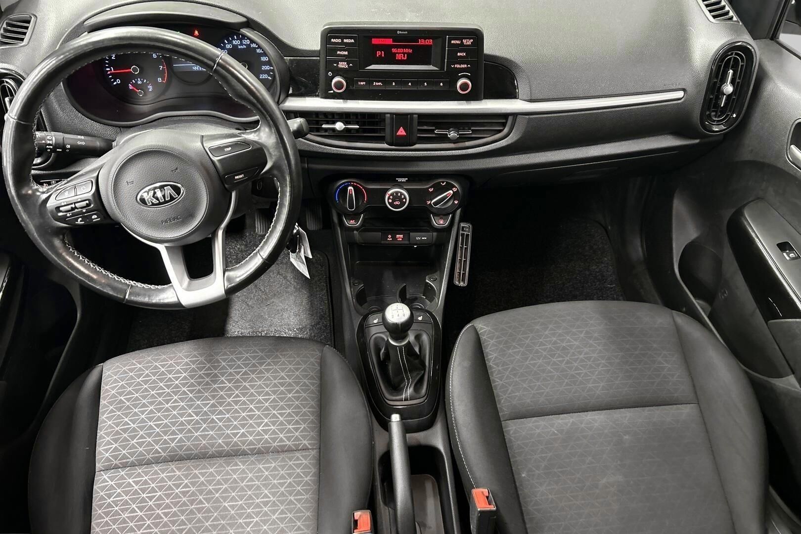 Kia Picanto iso kuva 9