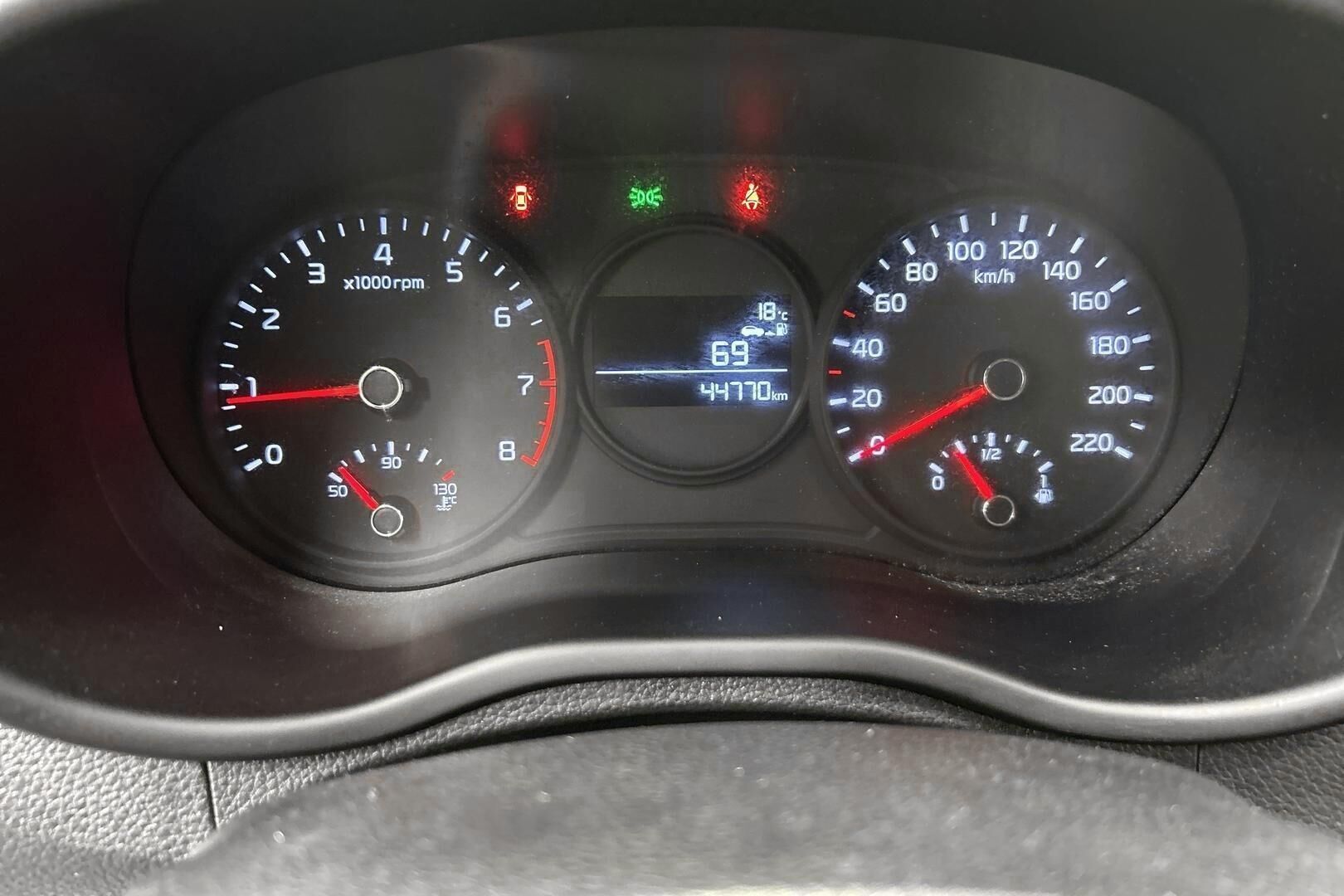 Kia Picanto iso kuva 14