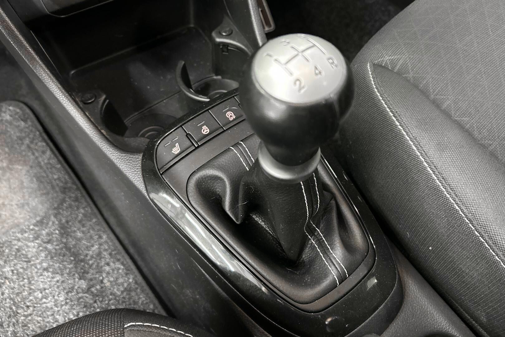 Kia Picanto iso kuva 15
