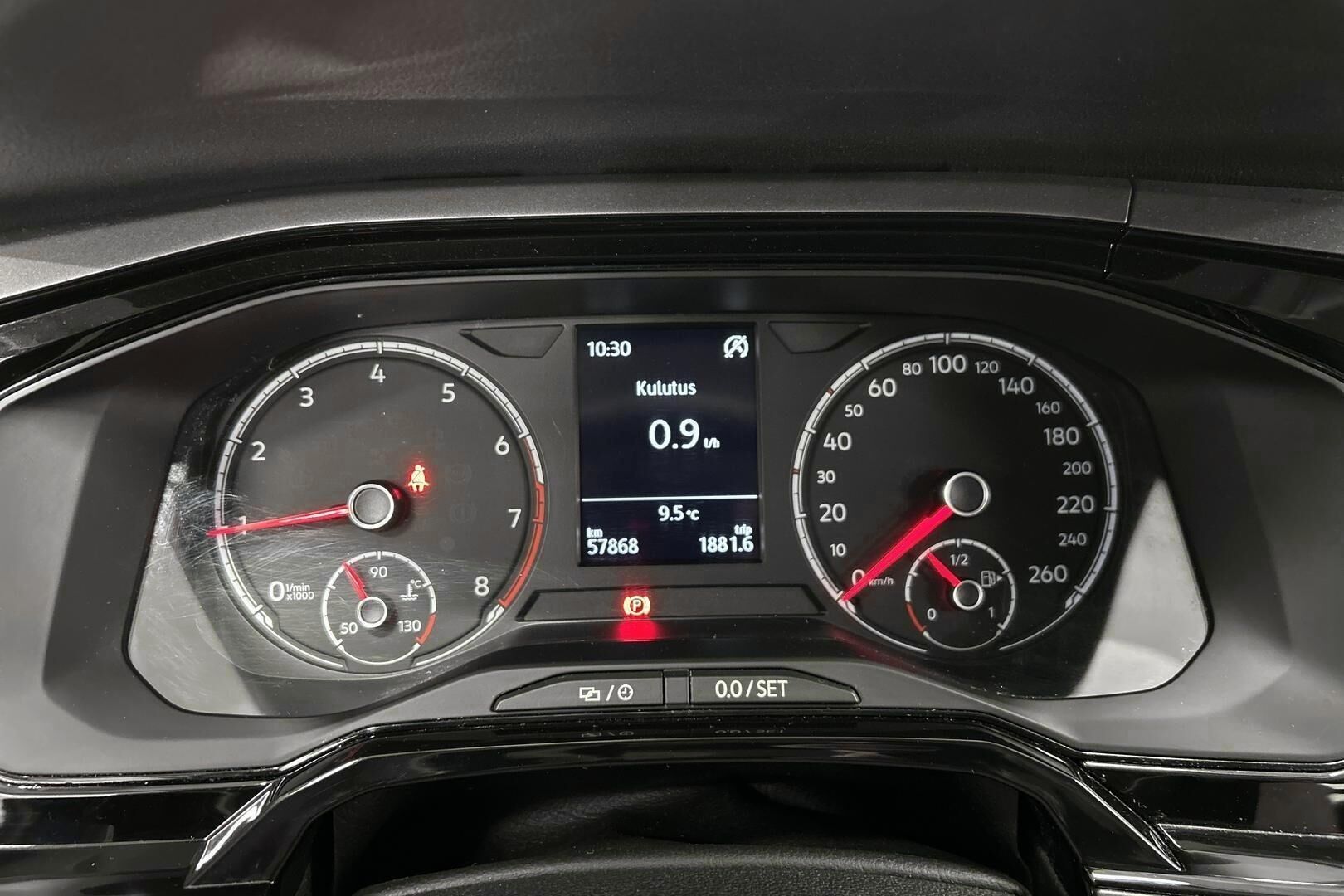 Volkswagen Polo iso kuva 13