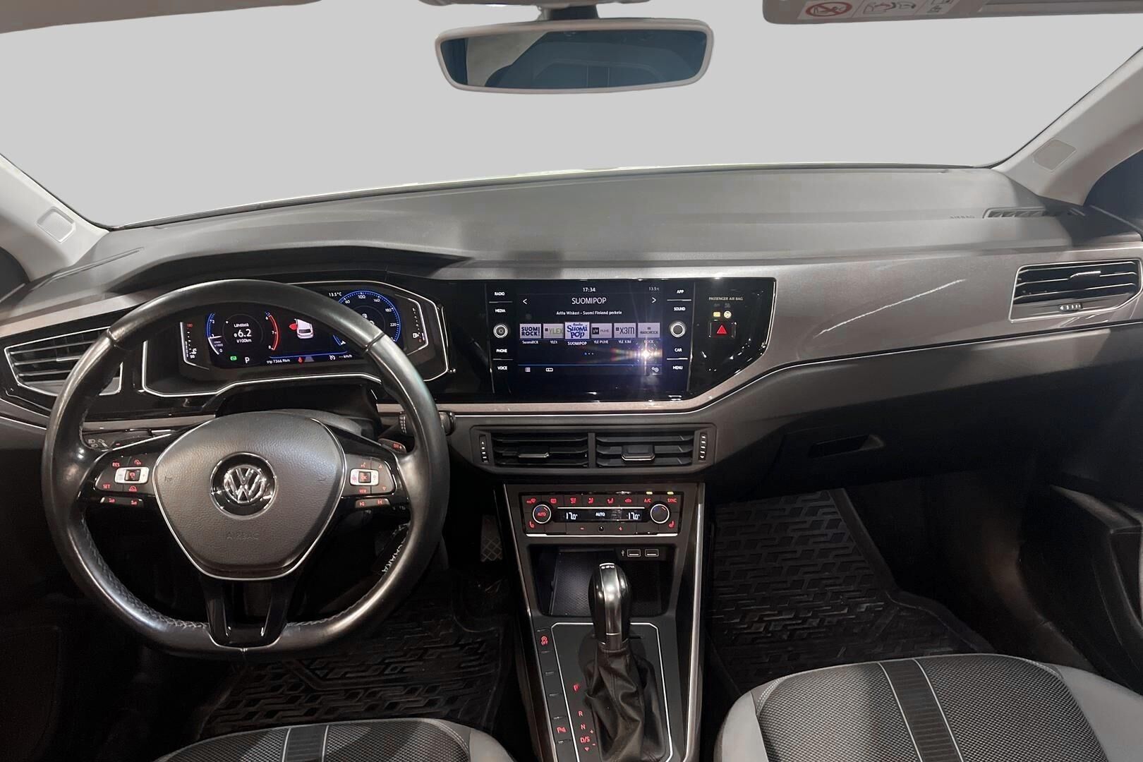 Volkswagen Polo iso kuva 2