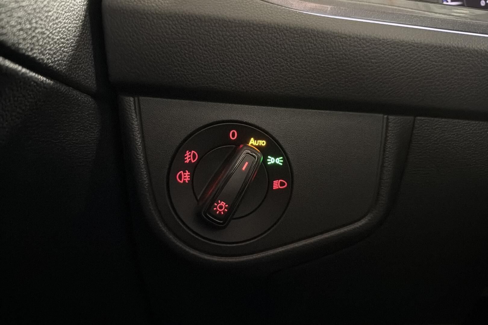 Volkswagen Polo iso kuva 15