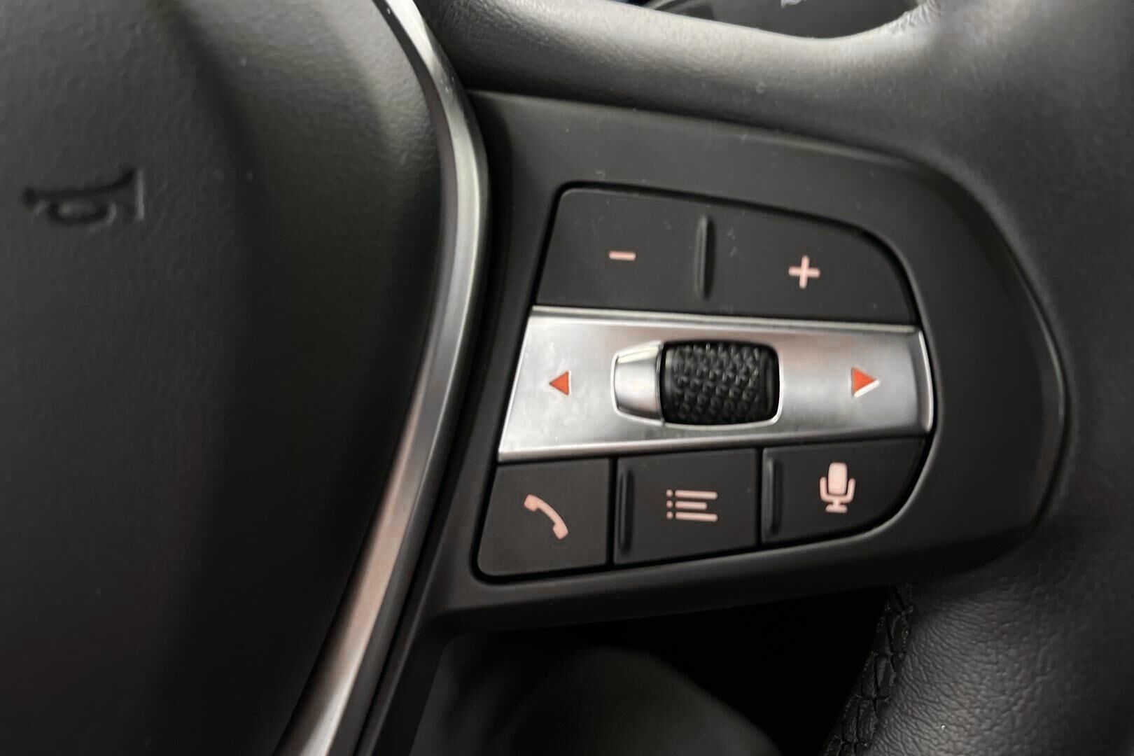 BMW 3-sarja iso kuva 14