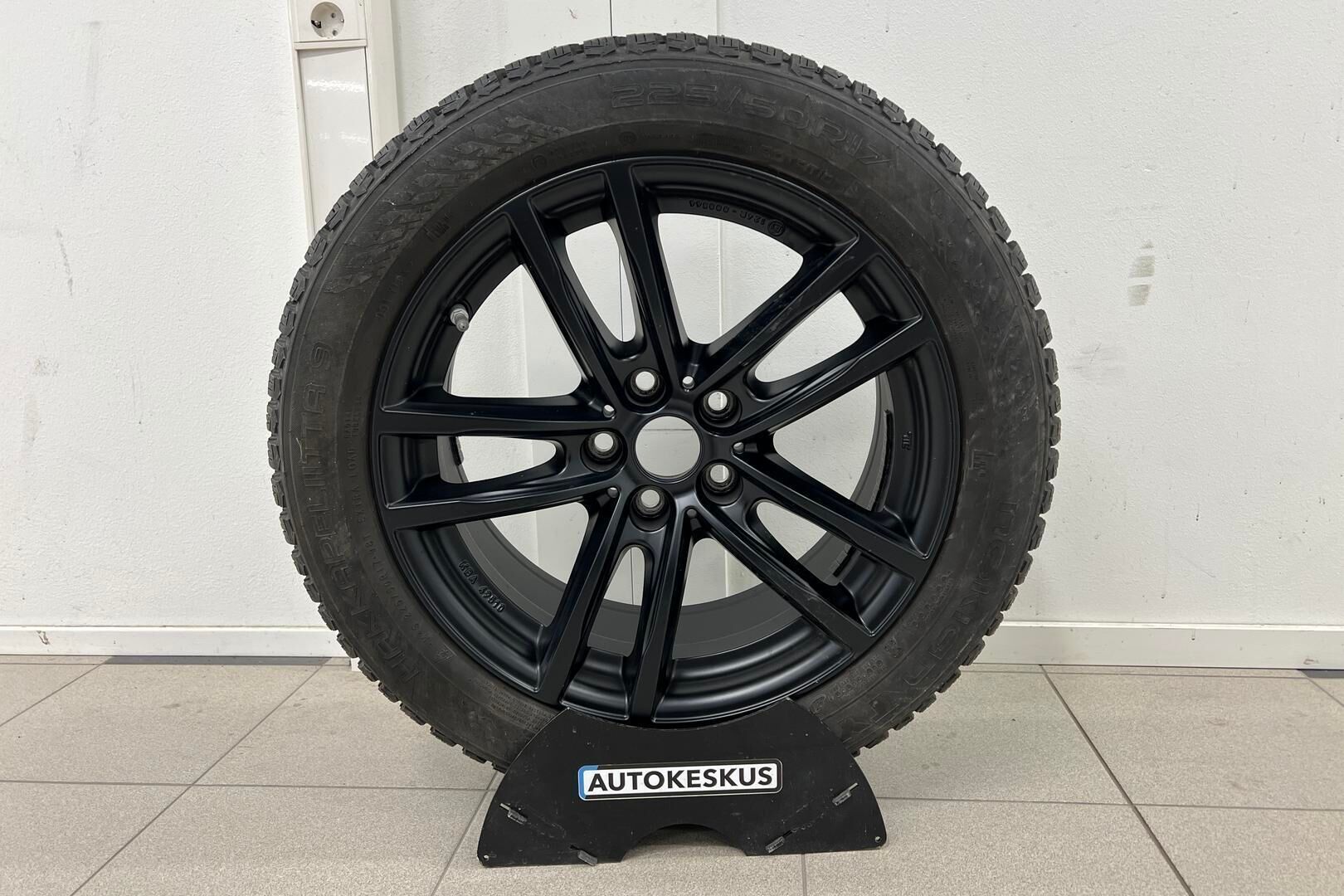 BMW 3-sarja iso kuva 17