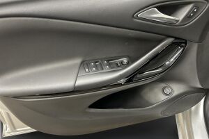 Opel Astra esikatselu 13