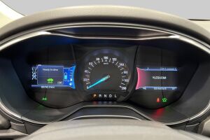 Ford Mondeo esikatselu 14