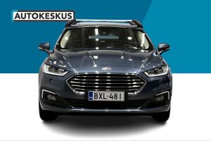 Ford Mondeo esikatselu 2