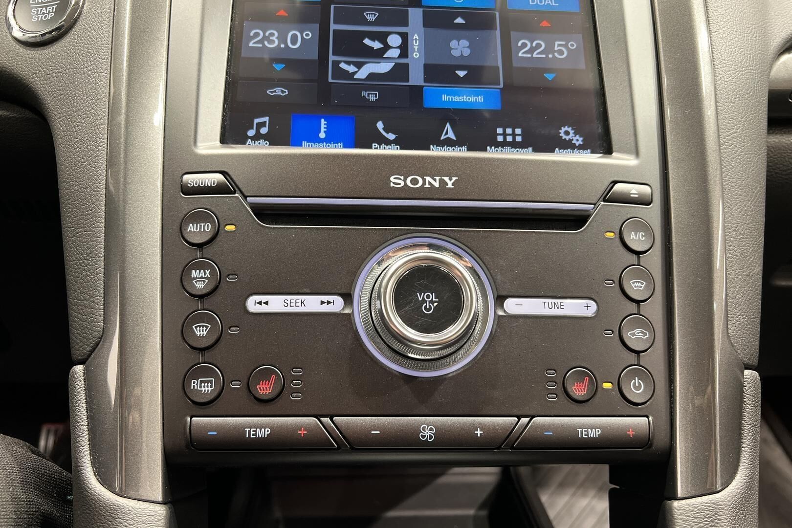 Ford Mondeo iso kuva 20