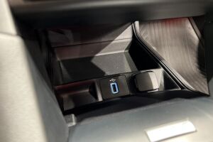 Ford Mondeo esikatselu 21