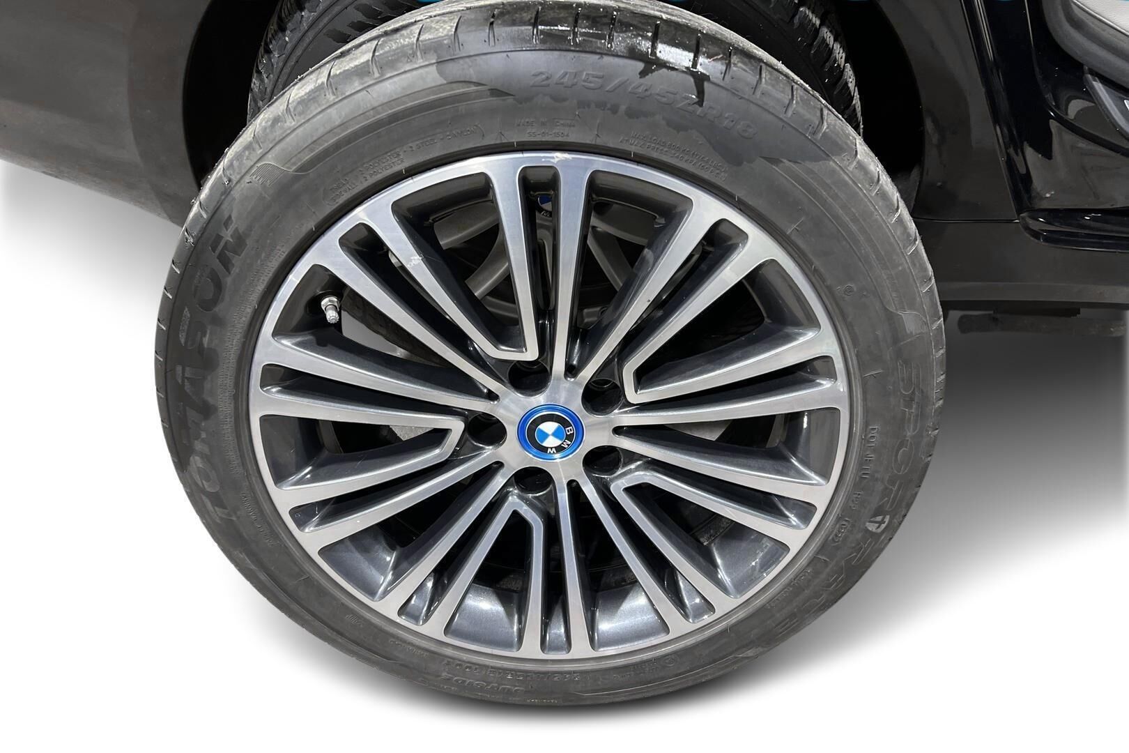 BMW 5-sarja iso kuva 21