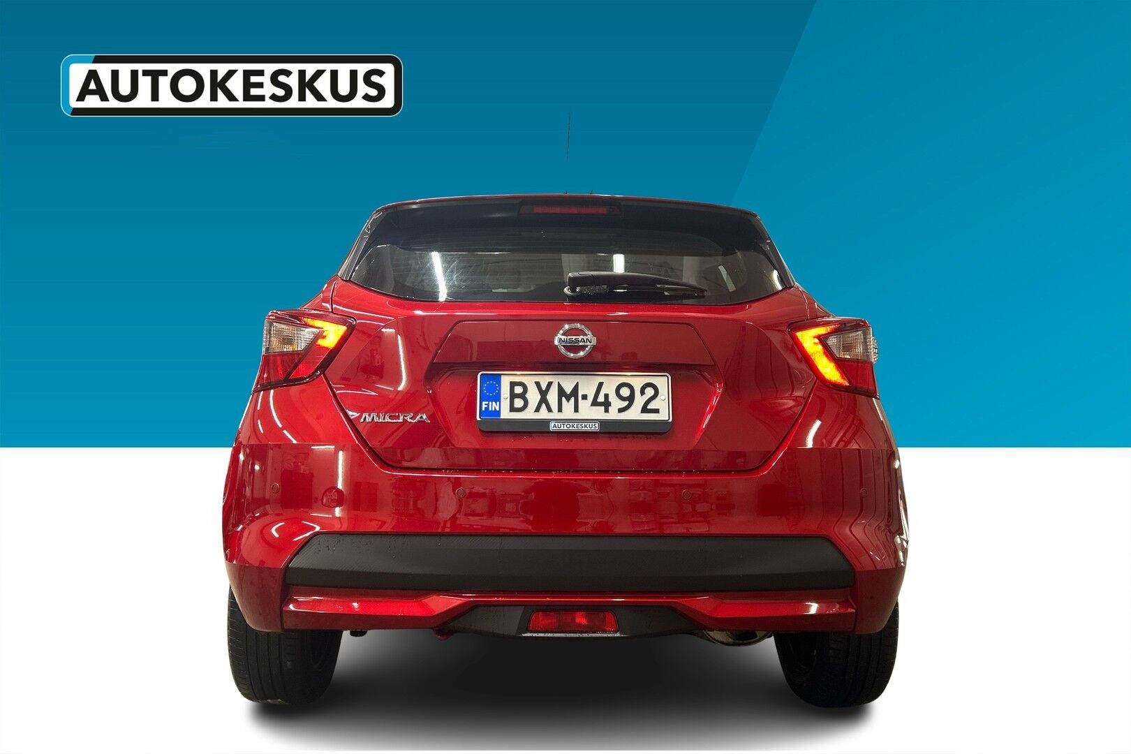 Nissan Micra iso kuva 2