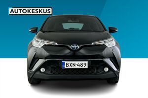 Toyota C-HR esikatselu 10
