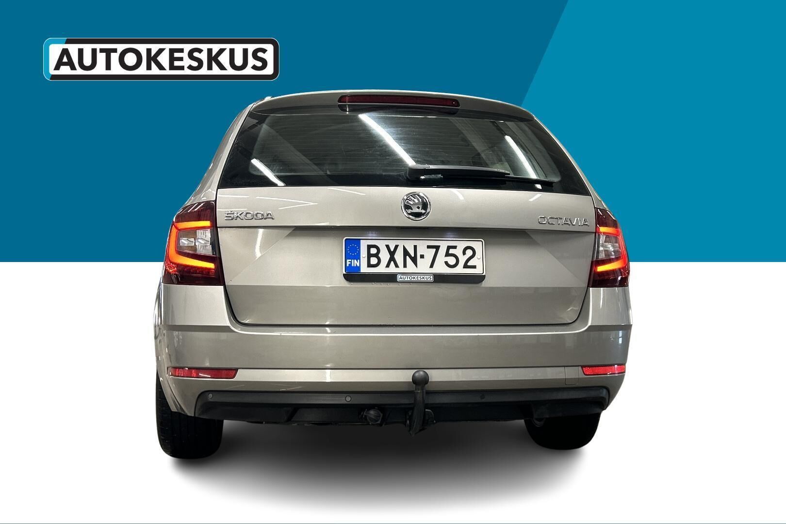 Skoda Octavia iso kuva 6