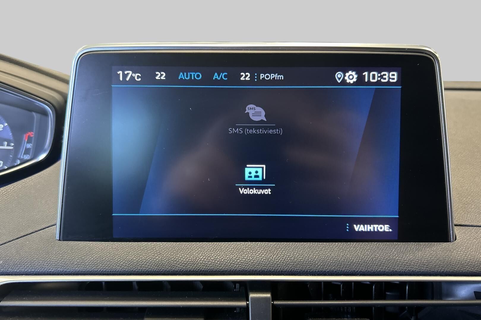 Peugeot 3008 iso kuva 29