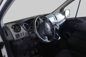 Nissan NV300 esikatselu 2