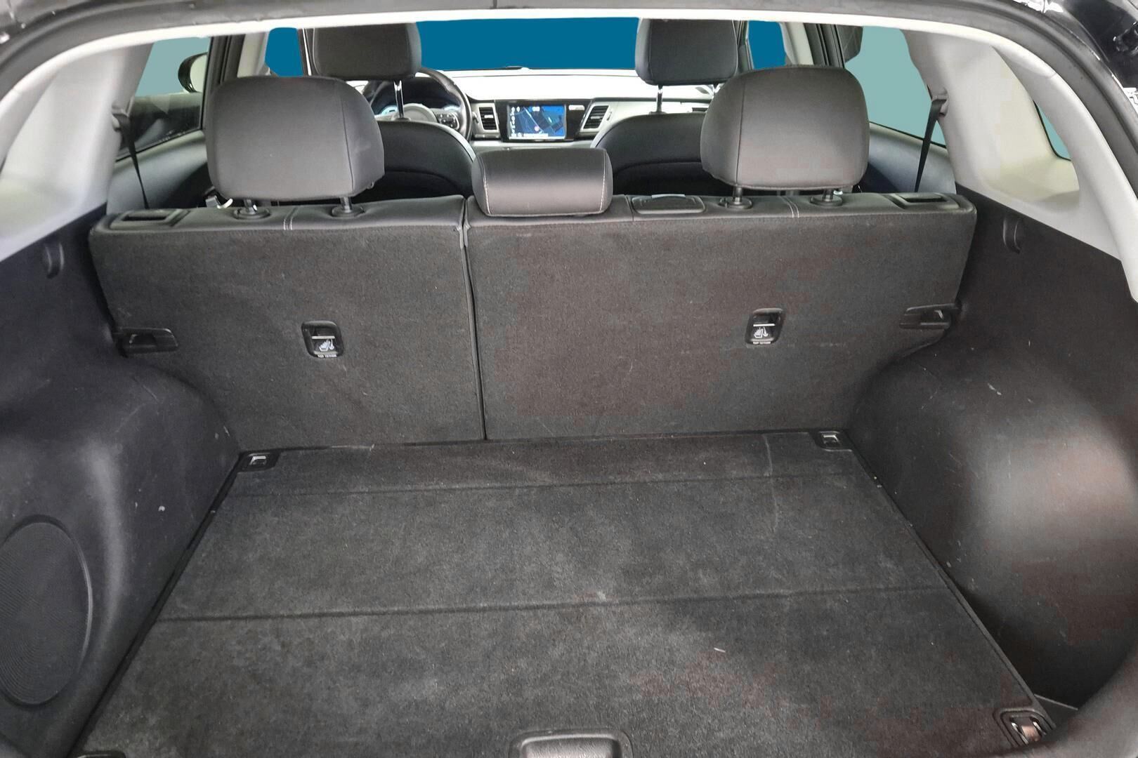 Kia Niro iso kuva 15