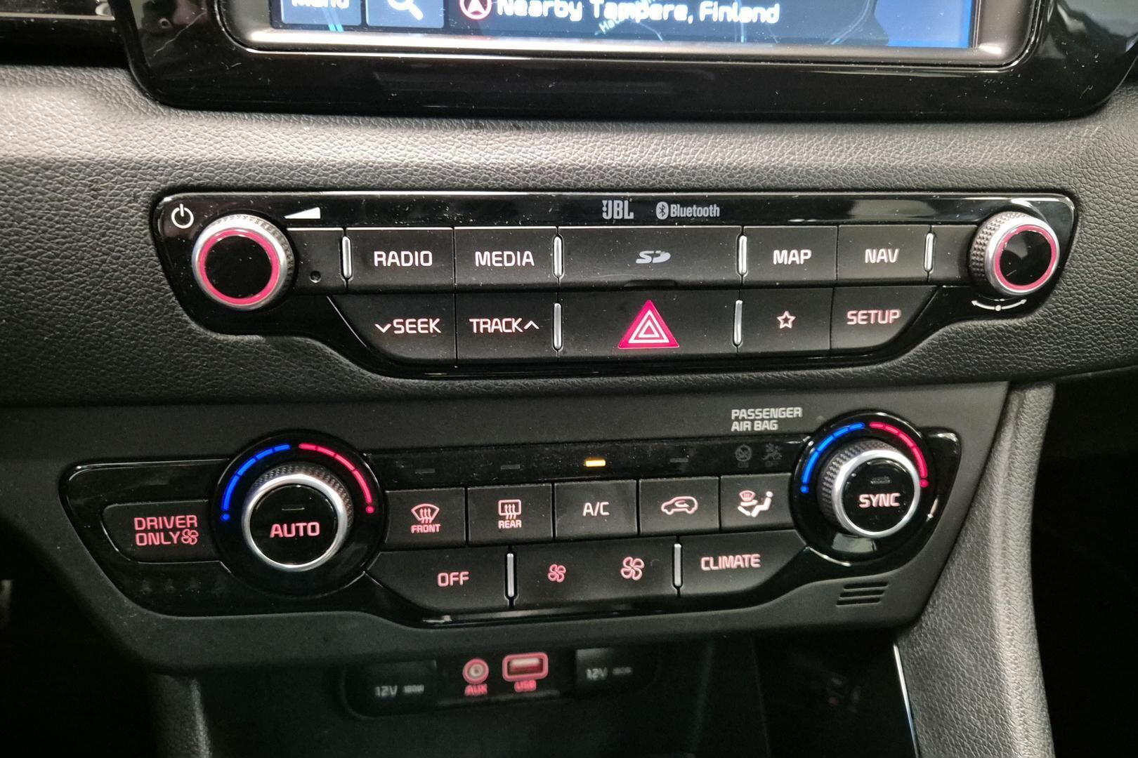 Kia Niro iso kuva 17