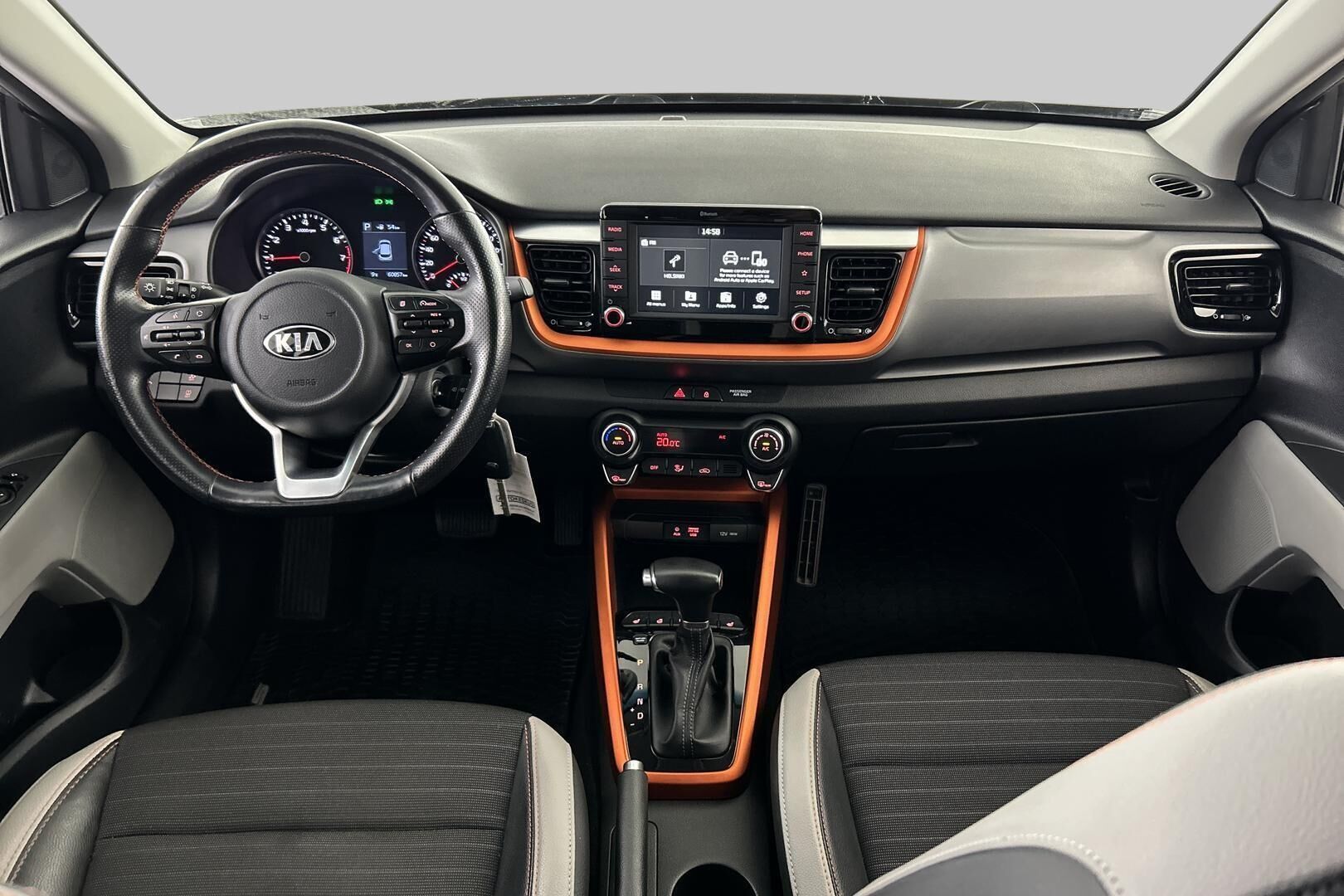 Kia Stonic iso kuva 10