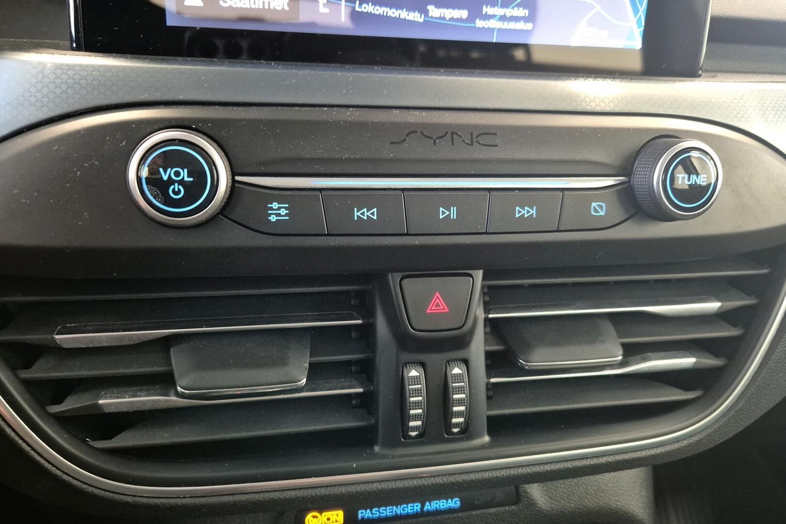 Ford Focus iso kuva 12