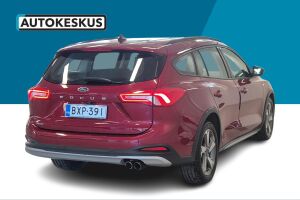 Ford Focus esikatselu 24