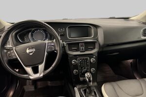 Volvo V40 esikatselu 10