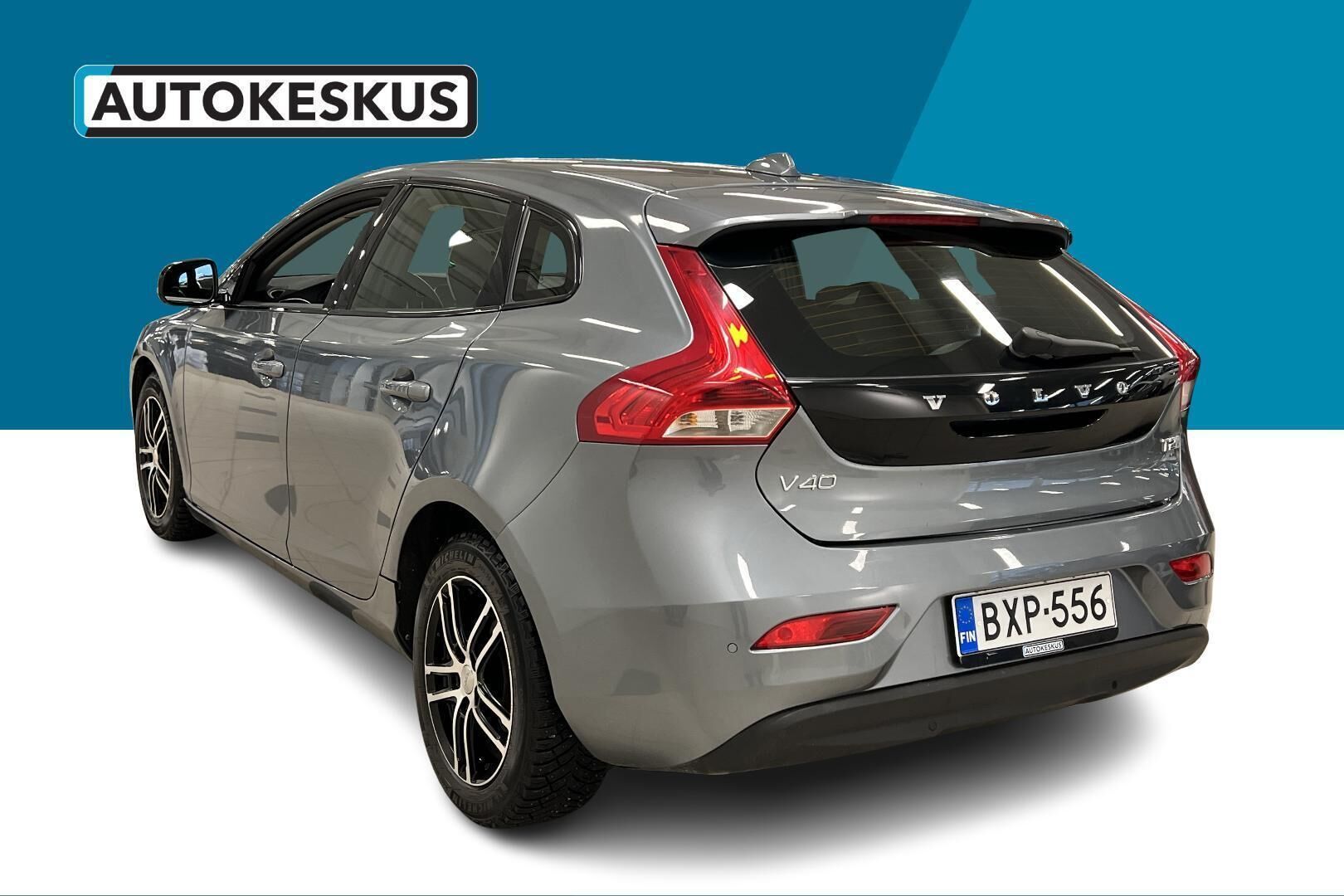 Volvo V40 iso kuva 6