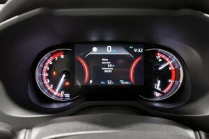 Toyota RAV4 esikatselu 18