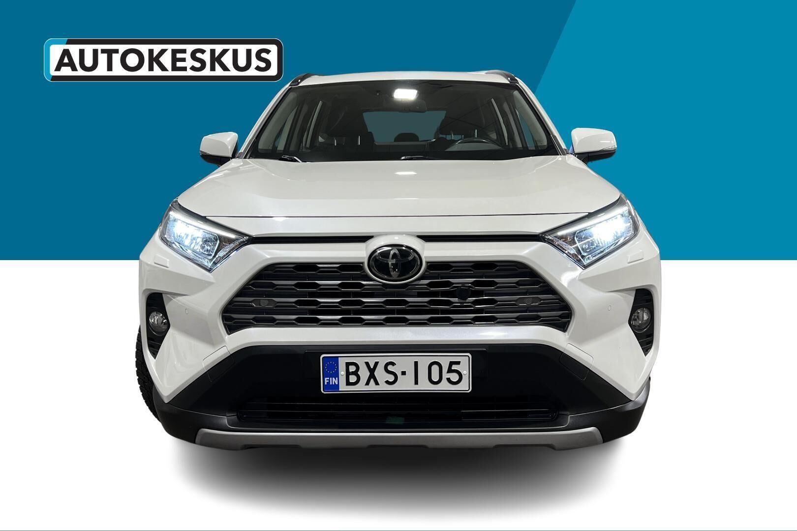 Toyota RAV4 iso kuva 2