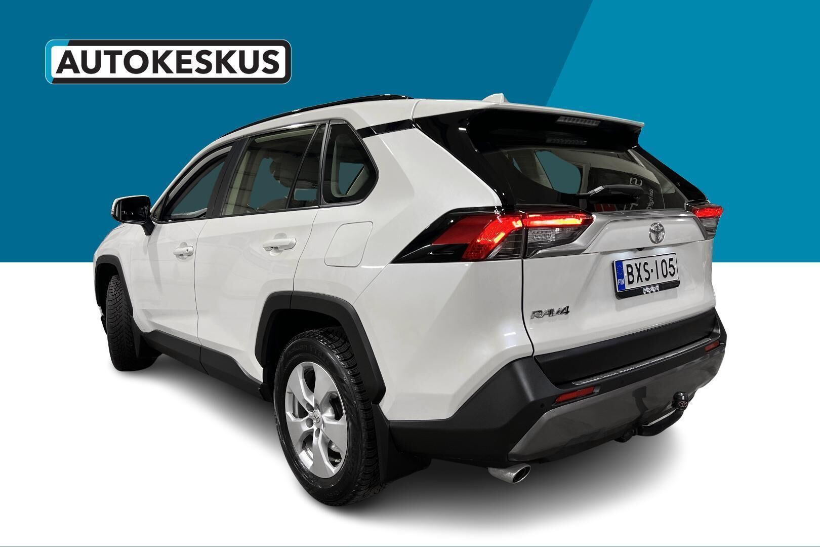 Toyota RAV4 iso kuva 7