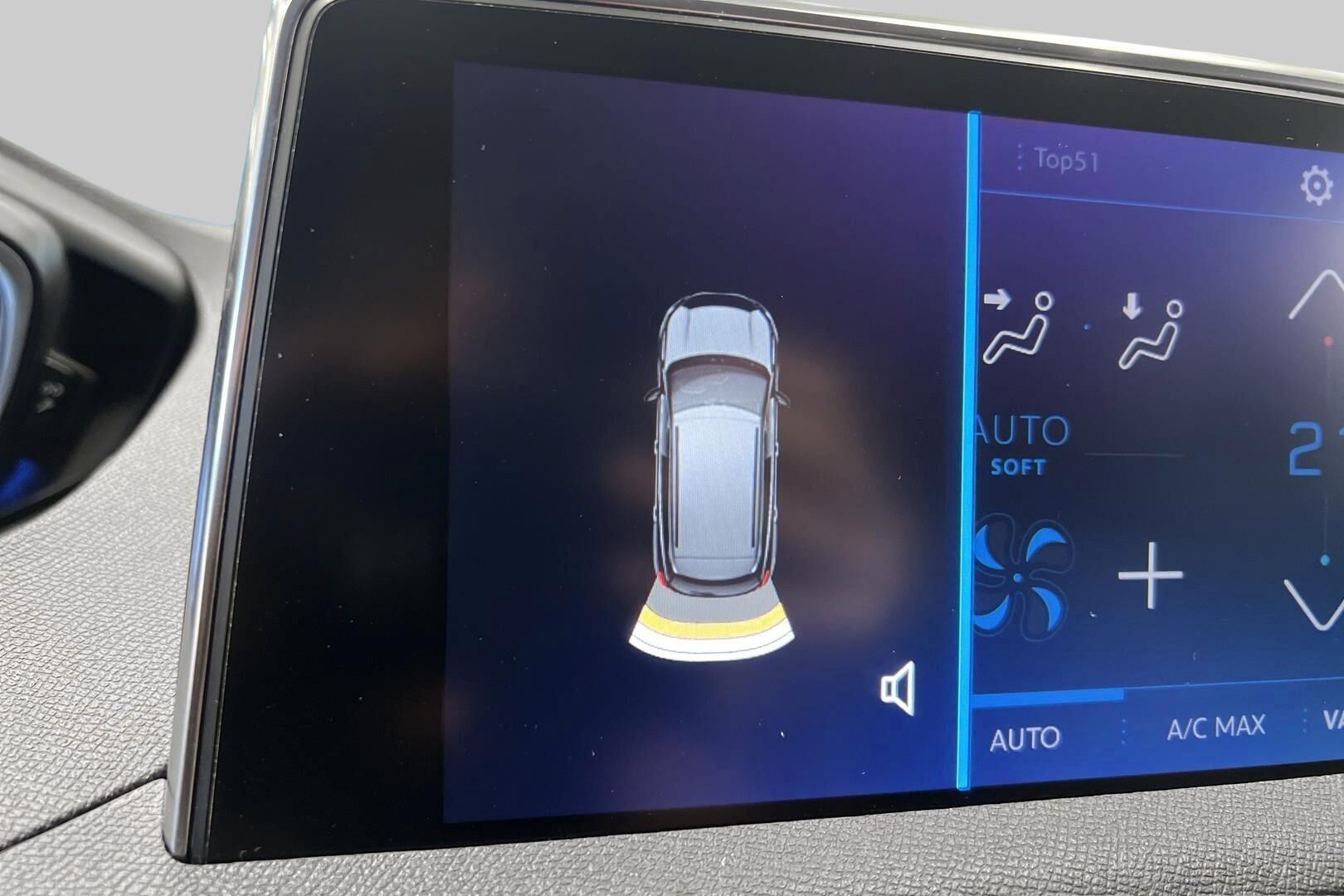 Peugeot 3008 iso kuva 20
