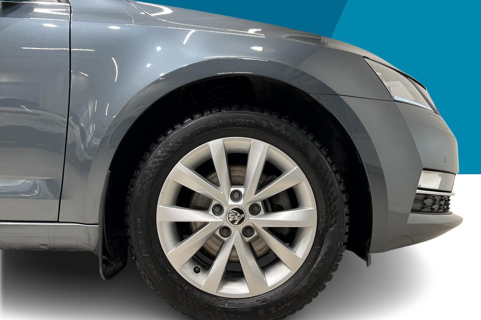 Skoda Octavia iso kuva 12