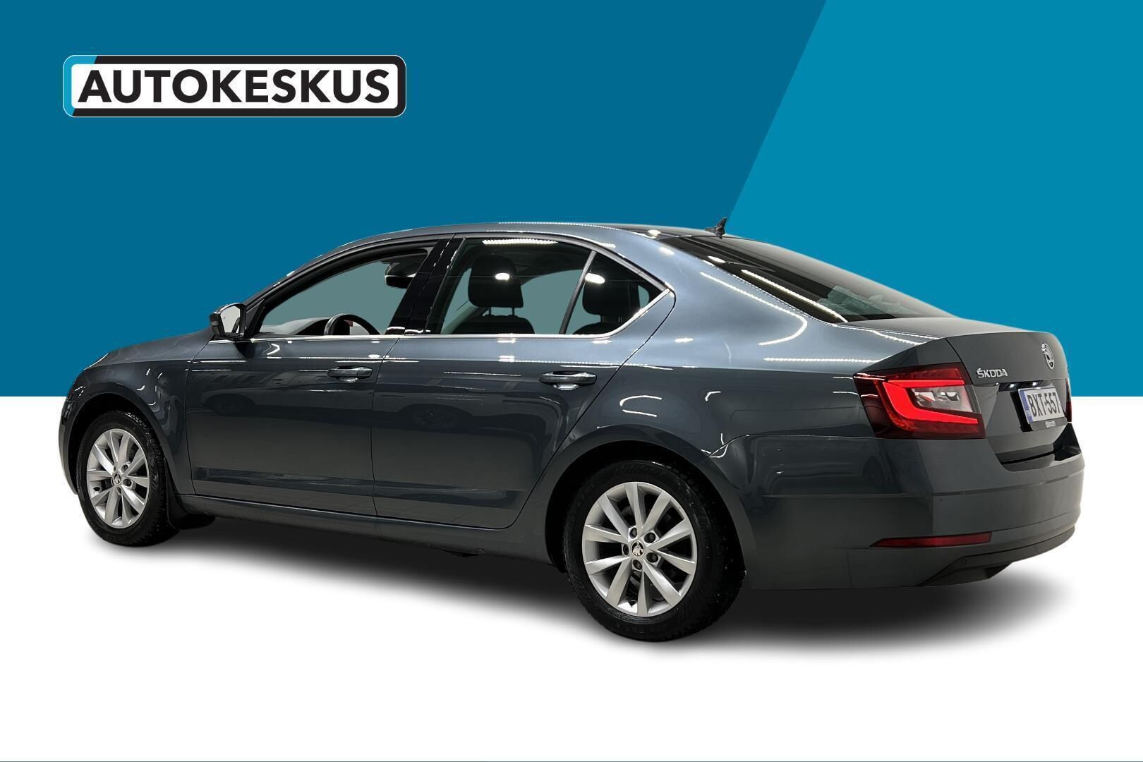 Skoda Octavia iso kuva 6