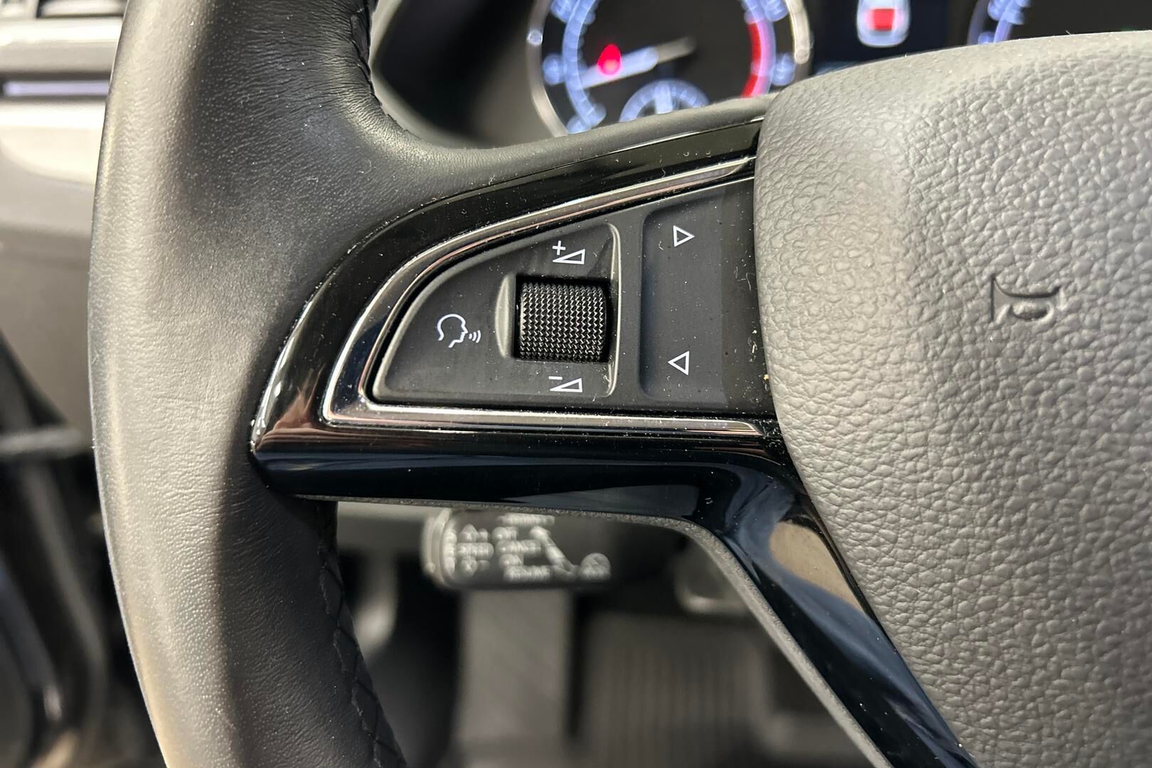 Skoda Superb iso kuva 15