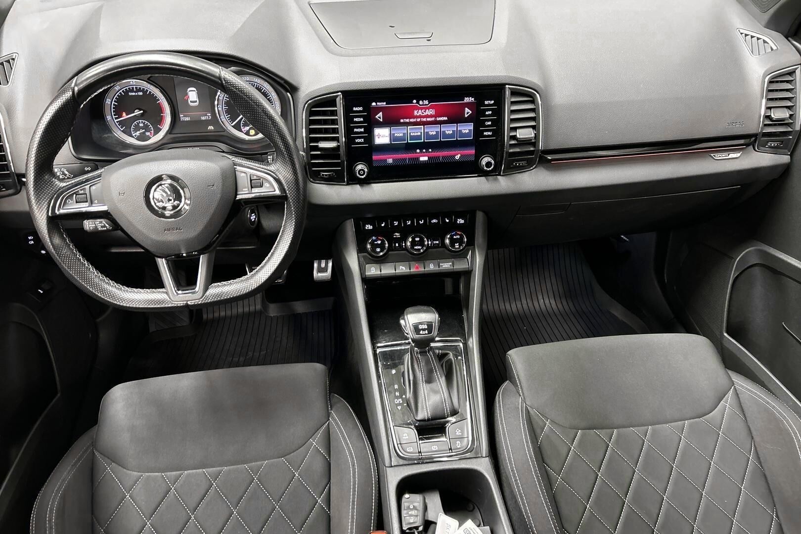 Skoda Karoq iso kuva 11