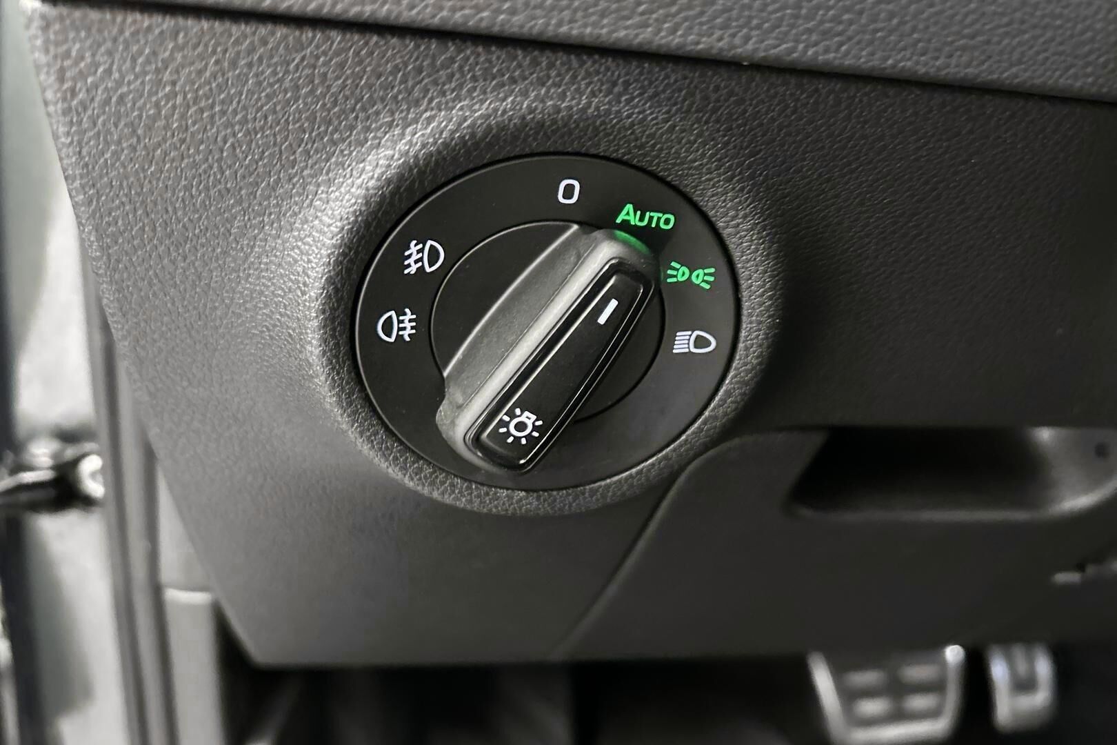 Skoda Karoq iso kuva 15