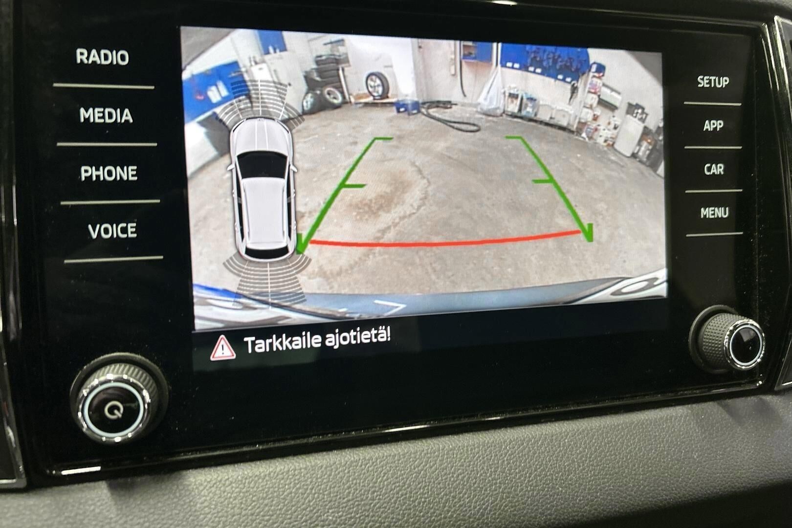 Skoda Karoq iso kuva 21