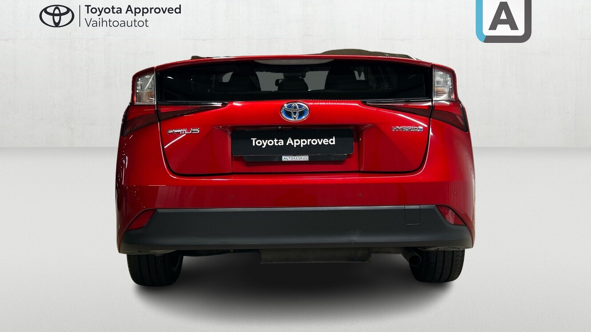 Toyota Prius iso kuva 3