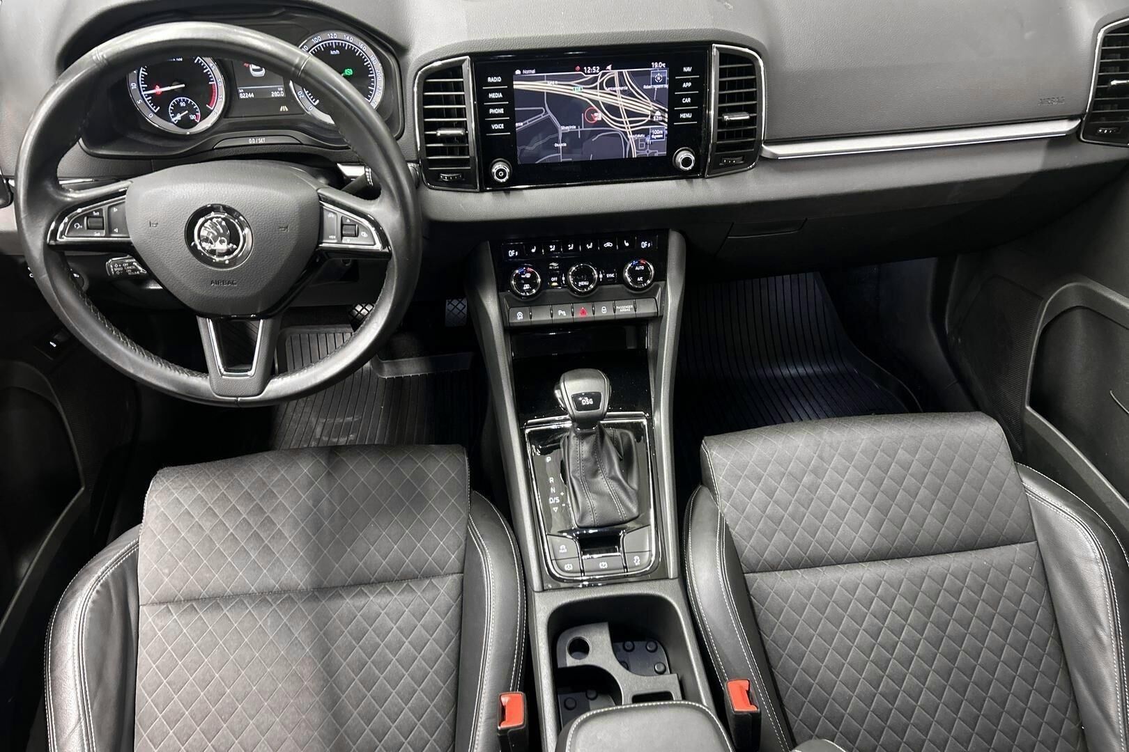 Skoda Karoq iso kuva 11