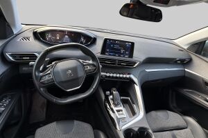 Peugeot 5008 esikatselu 2