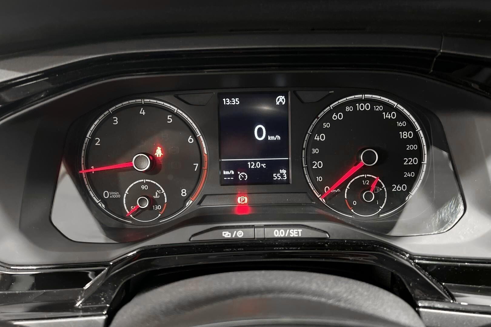 Volkswagen Polo iso kuva 16
