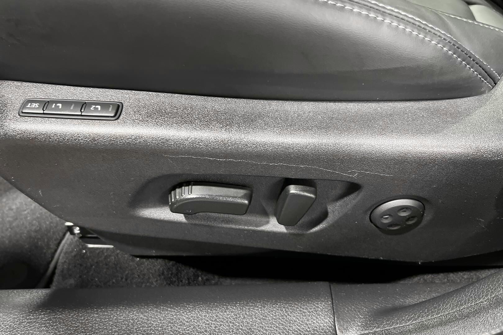 Nissan Qashqai iso kuva 14