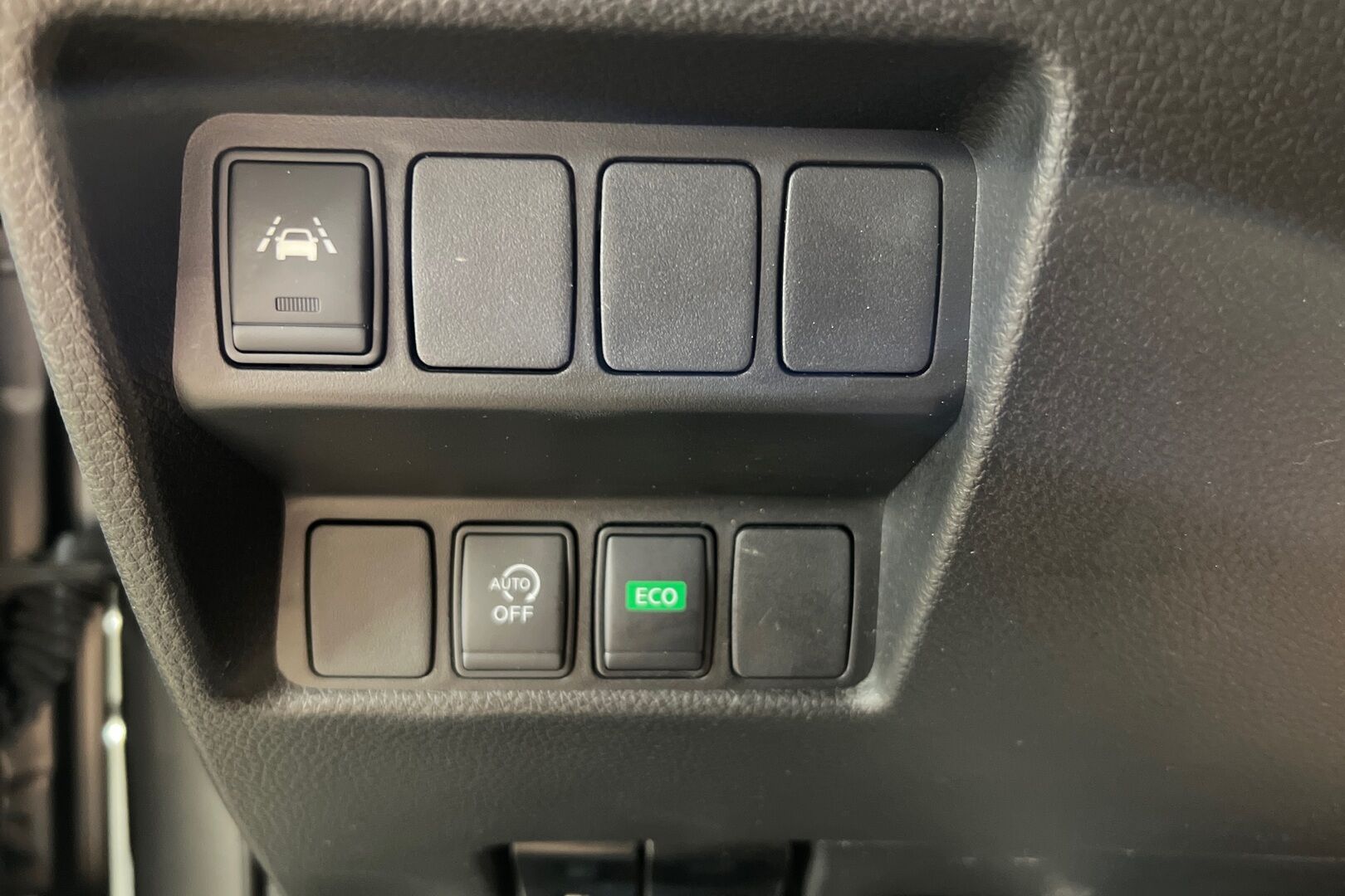Nissan Qashqai iso kuva 13