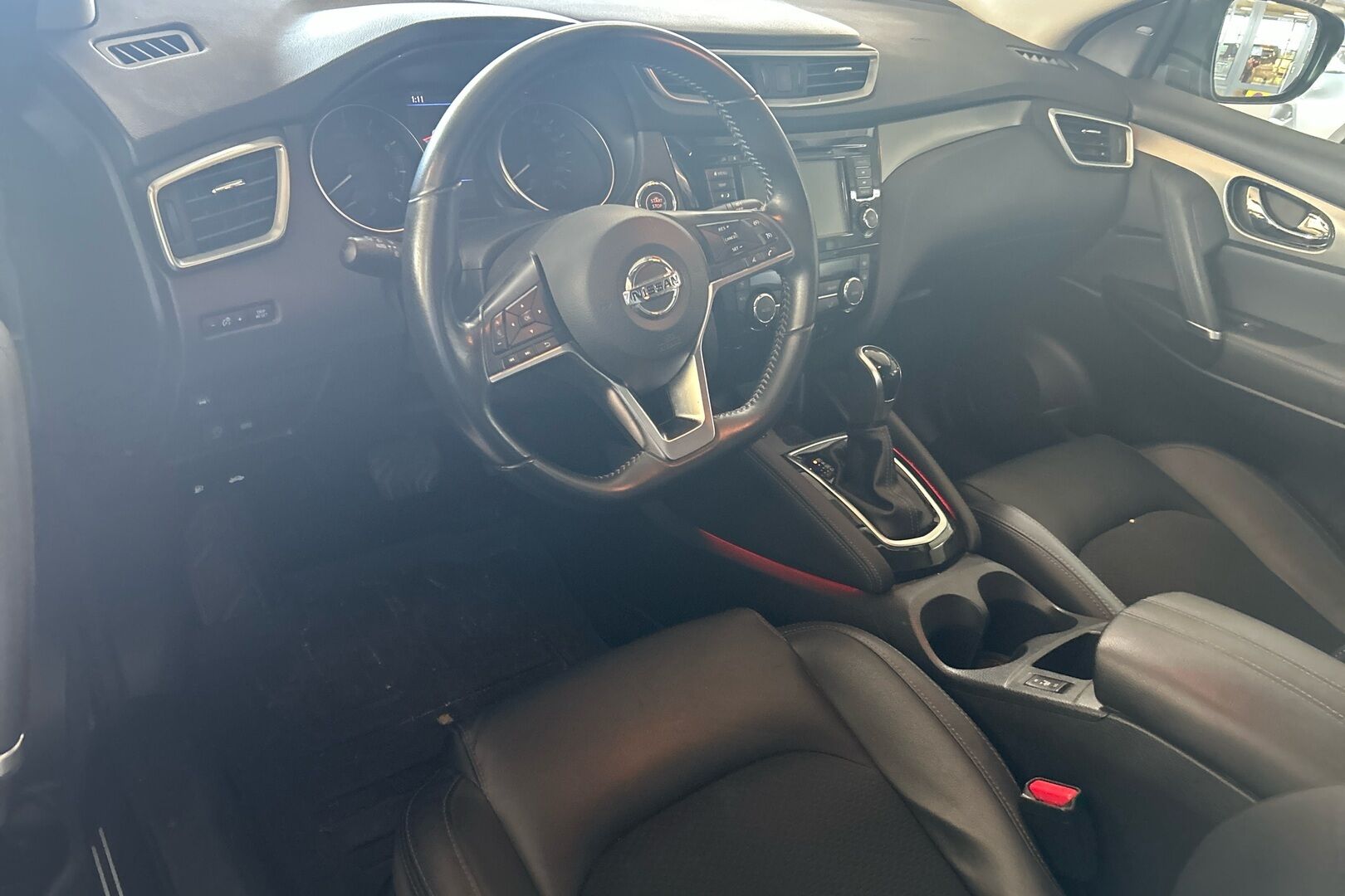 Nissan Qashqai iso kuva 2