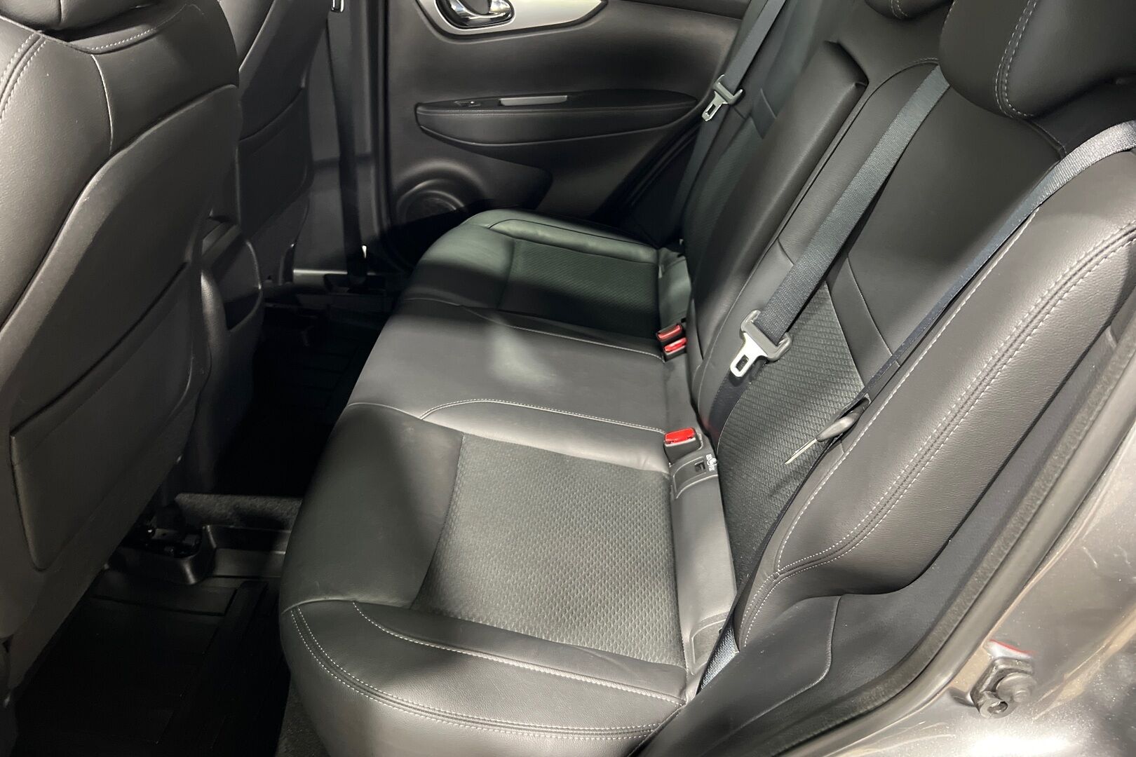 Nissan Qashqai iso kuva 9
