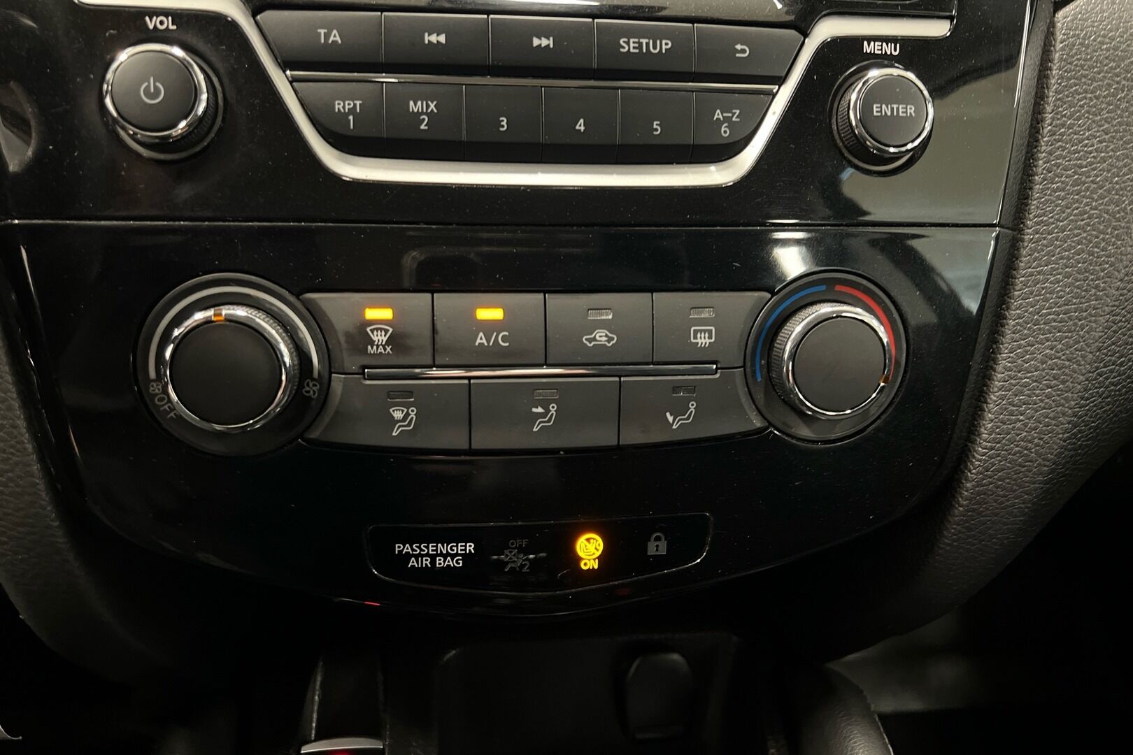 Nissan Qashqai iso kuva 9