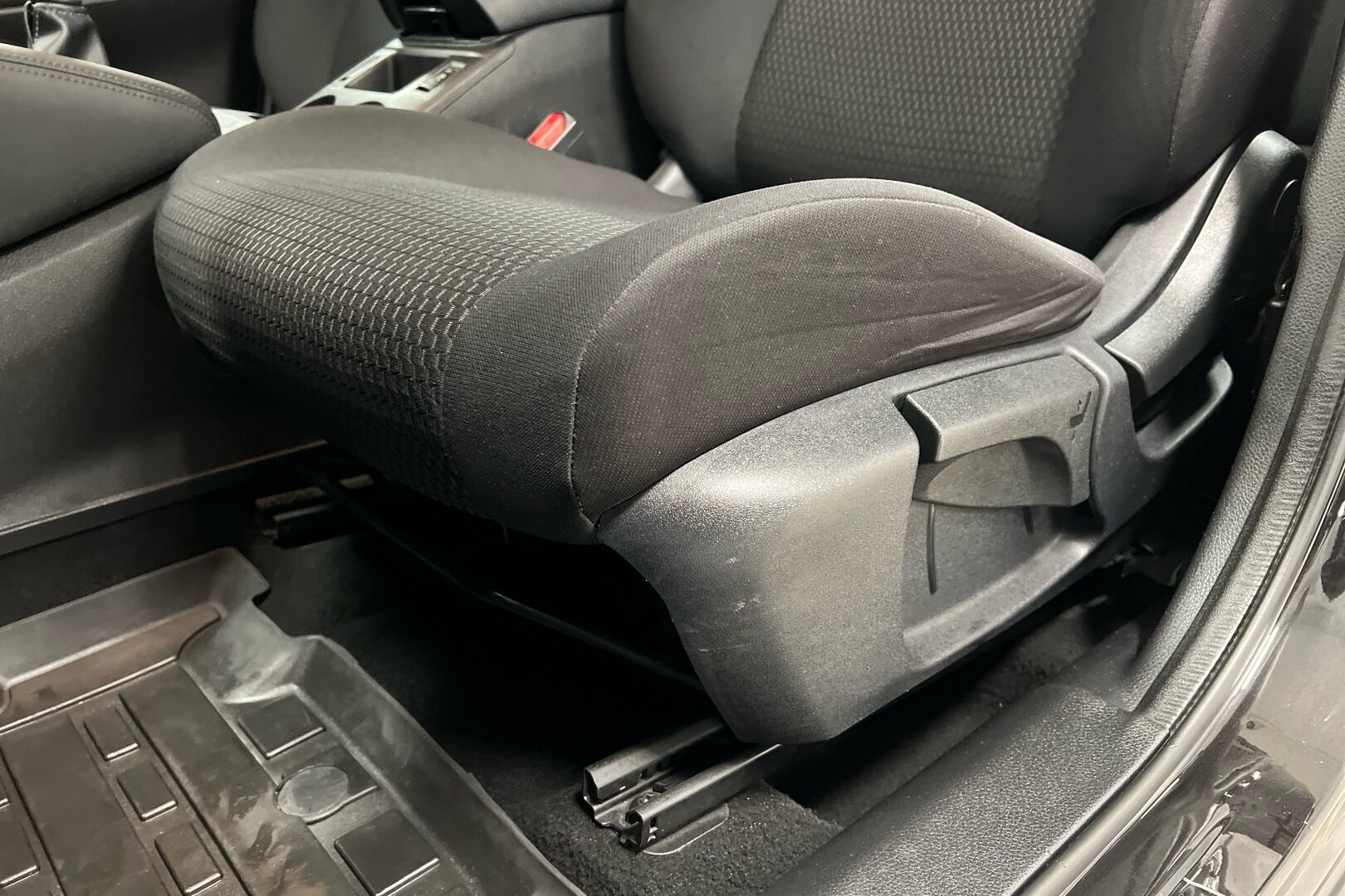 Nissan Qashqai iso kuva 16