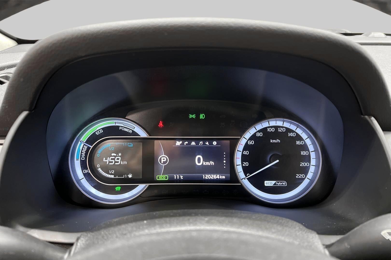 Kia Niro iso kuva 14
